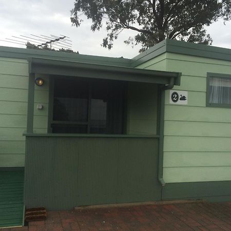 Hotel Lake Albert Caravan Park Meningie Exterior foto