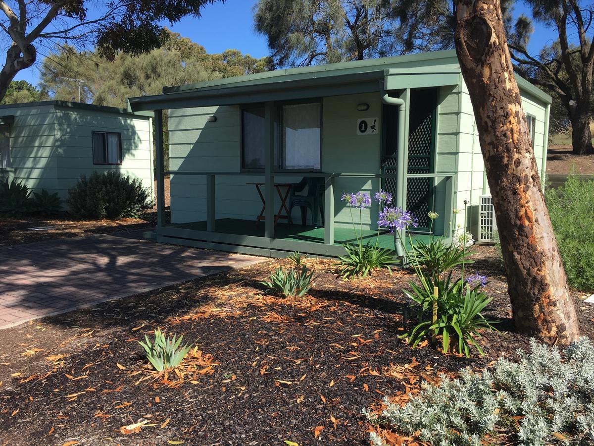 Hotel Lake Albert Caravan Park Meningie Exterior foto