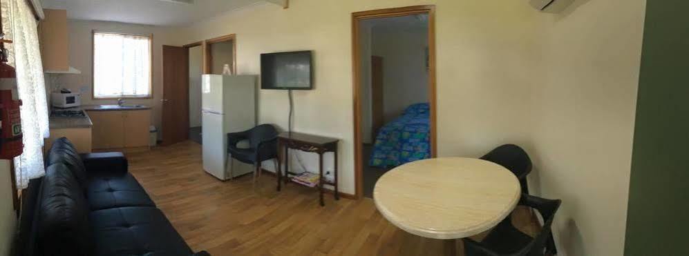 Hotel Lake Albert Caravan Park Meningie Exterior foto